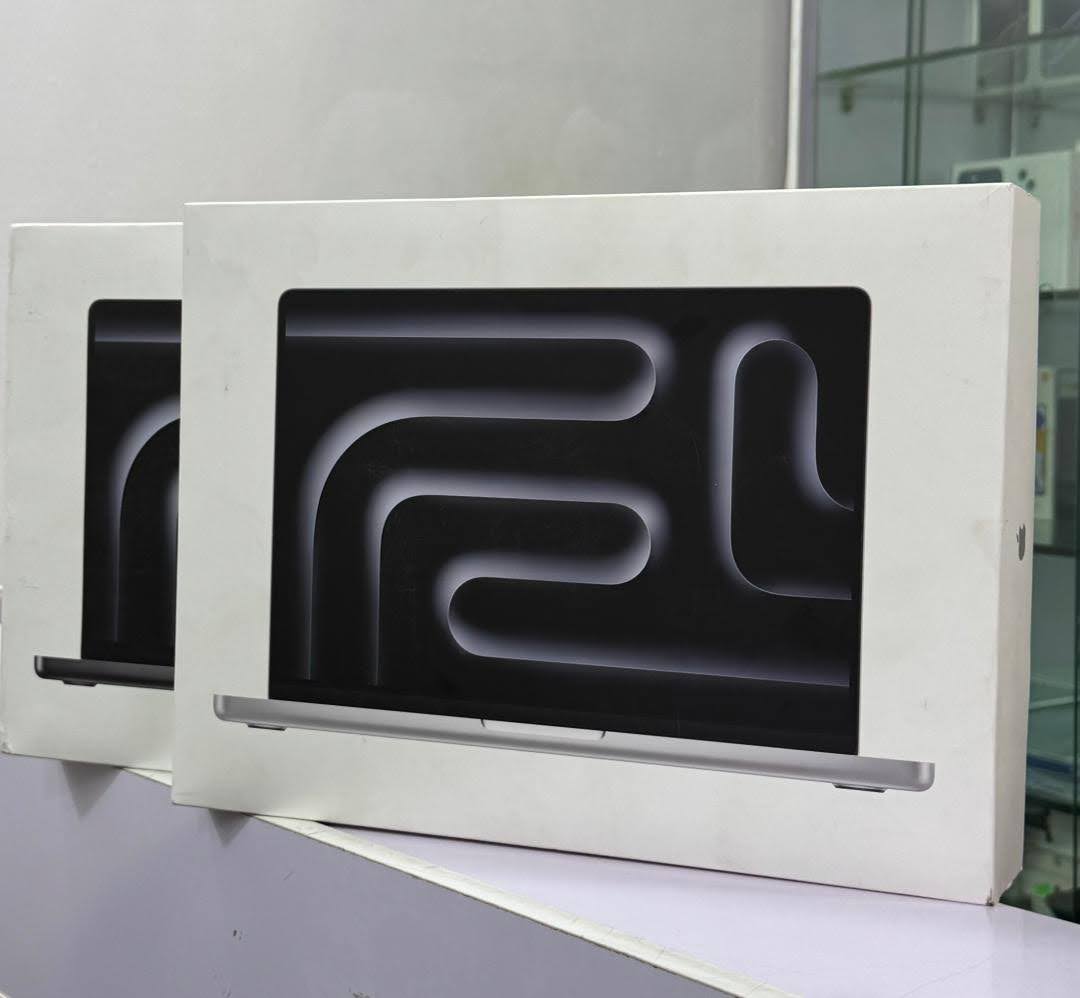 ObaForge's tweet image. 🍏 MacBook Pro 2024
💻 14-inch Retina Display
⚡ Apple M4 Chipset
🛠️ 16GB RAM | 512GB SSD

💰 2,500,000 Naira