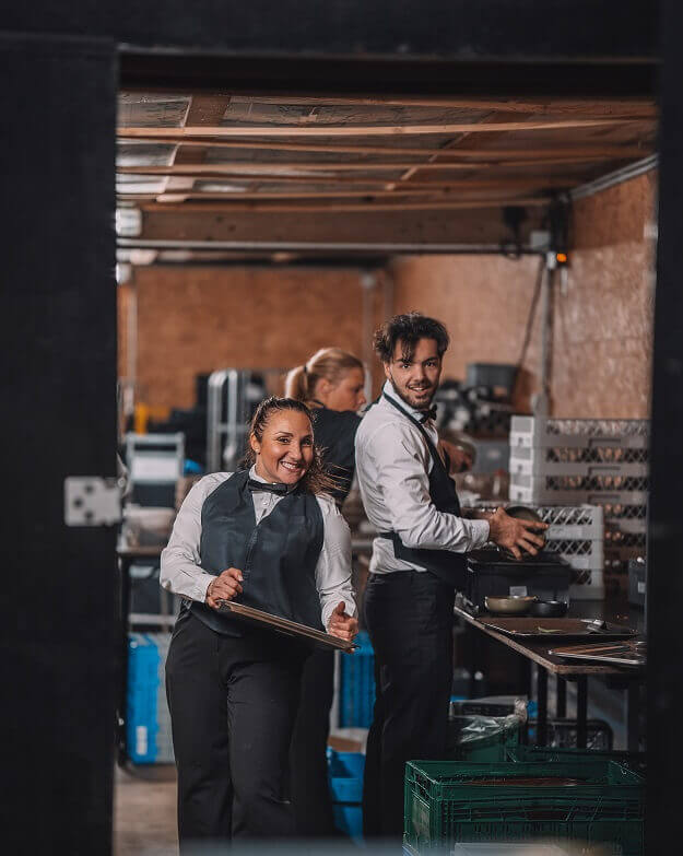🇫🇷 Artfood traiteur recherche son nouveau site à Bruxelles !

Acteur incontournable de la gastronomie événementielle, Artfood traiteur nous a confié un mandat exclusif pour identifier un site immobilier adapté à son développement futur.

📍 Bruxelles
📐 Surface : 2.500 – 5.000 m²
