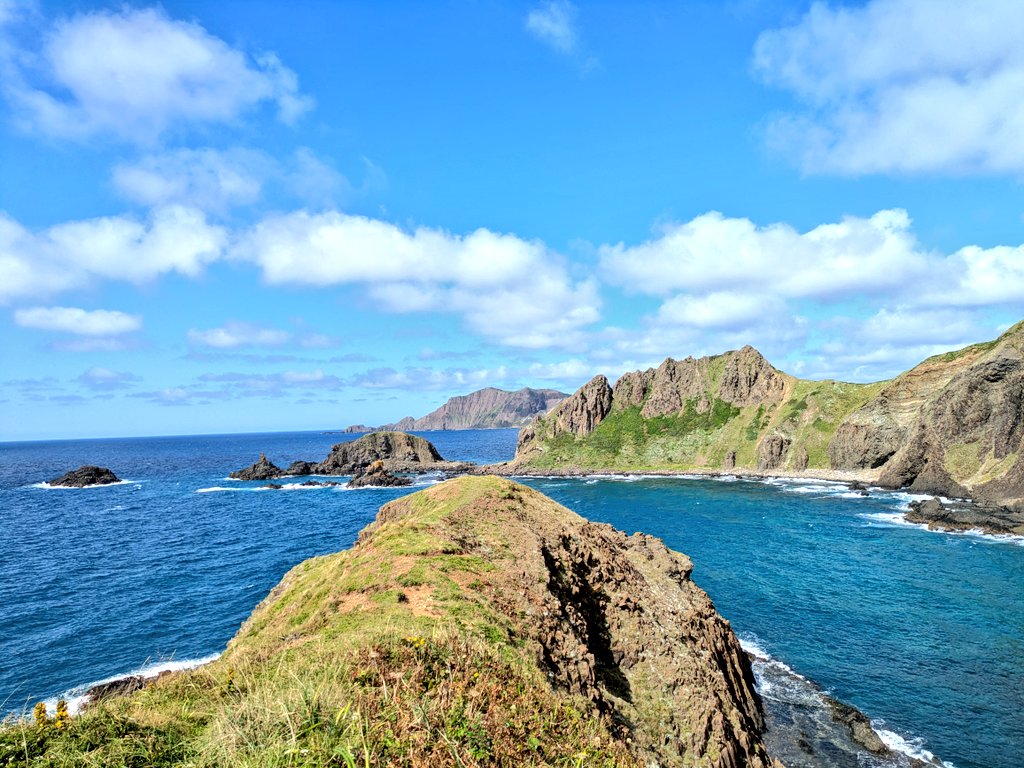 ymntbbt's tweet photo. 国内ひとり旅におすすめの地第一位は礼文島です。異論は認めません。 https://t.co/a9ElitGuWE