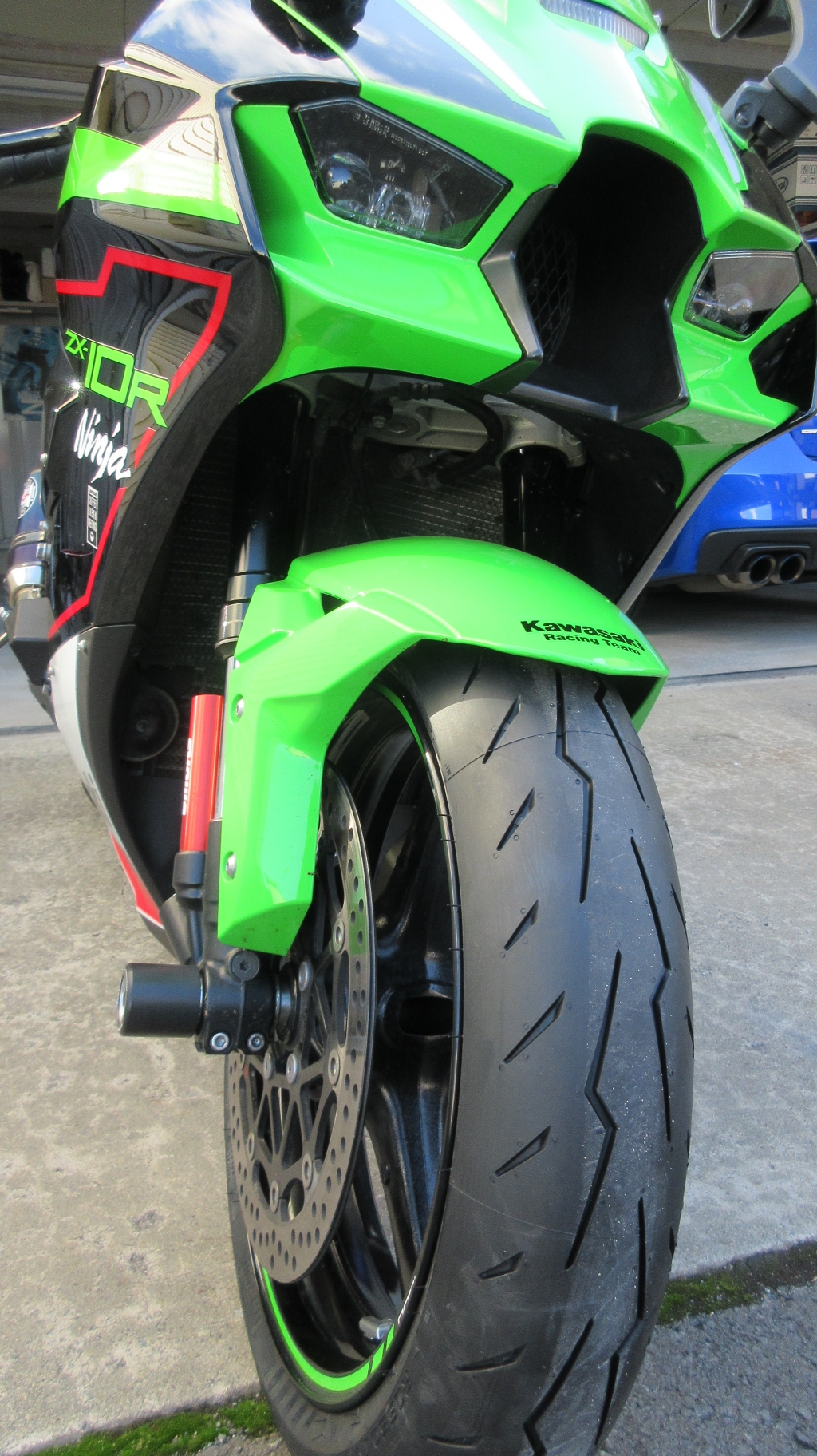 【ただのバイク好き】 ?media_id=3571433796473796034