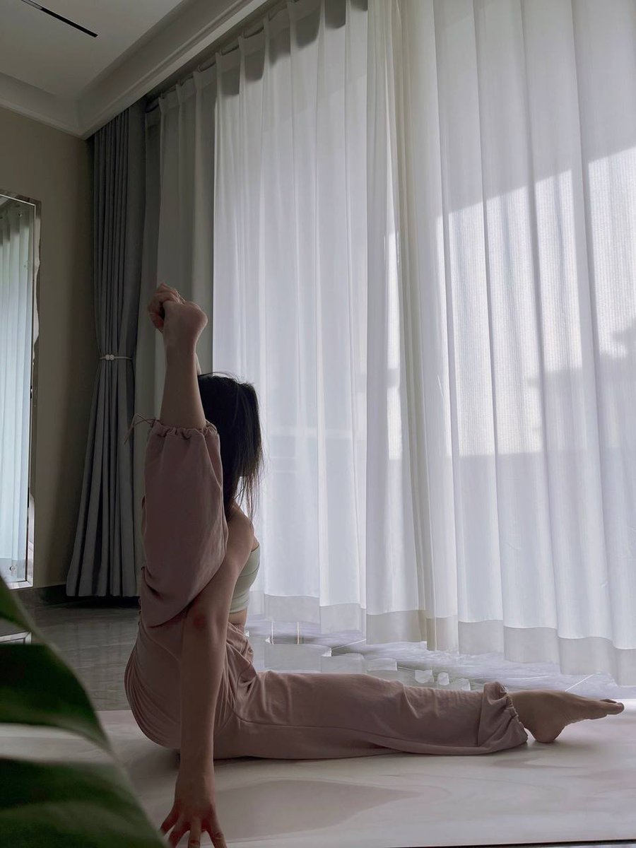ToniGomar's tweet photo. Finding strength in stillness 🧘‍♀️ https://t.co/63FqXd0Cwz