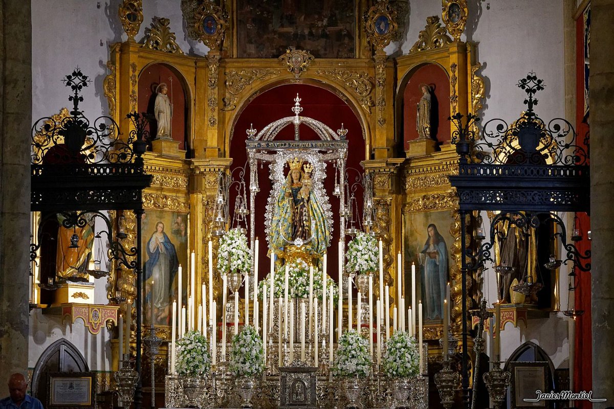 🔵 GALERÍA 

‼️ A continuación, mostramos una selección fotográfica del altar de cultos para el Triduo Glorioso y la Función Votiva a María Santísima de la Hiniesta Gloriosa Coronada en la Parroquia de San Julián. 

Agradecemos el esfuerzo y el trabajo realizado por todo el