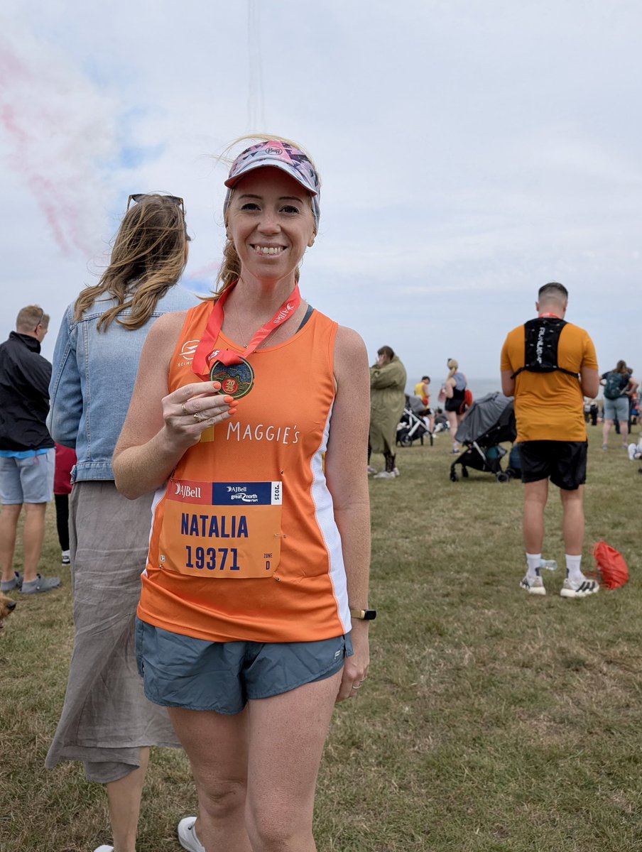 Great North Run in aid of <a href="/MaggiesCentres/">Maggie's Centres</a> done! 

Any sponsorship gratefully welcomed 

ajbellgreatnorthrun2025.enthuse.com/pf/natalia-rus…