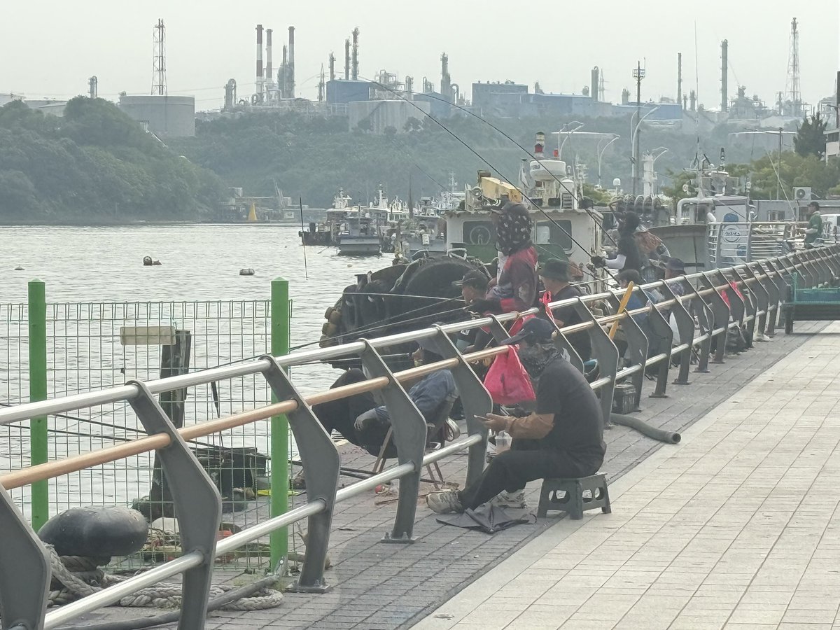 나도 낚시 좋아하는데…