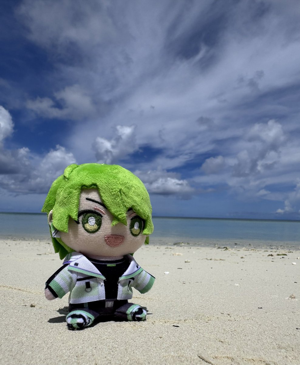 見えますか………僕は今、休暇で海に来ています…）