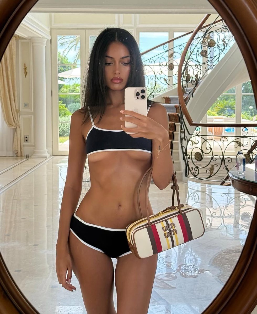 We think there should be more baddies in web3, join us on our quest to make that happen