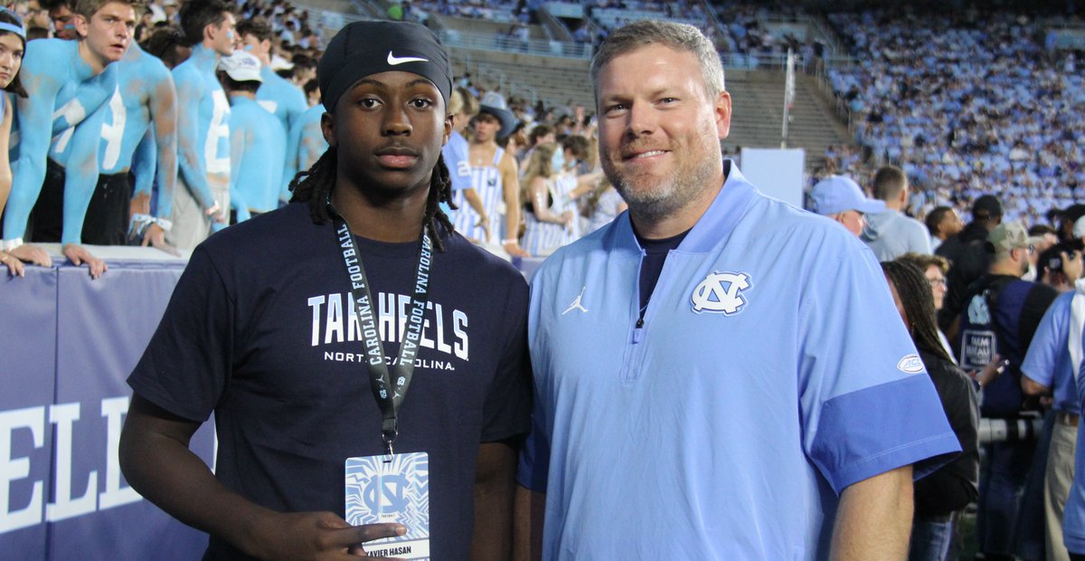 Top-55 '27 prospect <a href="/XavierHasan2027/">Zay Hasan 4⭐️</a>  returned to UNC’s campus last Monday for the formal unveiling of the Bill Belichick era.

Read (+): on3.com/teams/north-ca… <a href="/BlaylockAndrew/">Andrew Blaylock</a> <a href="/football_cghsnc/">Gibbons Football</a> <a href="/DrStevenWright/">Steven Wright</a>