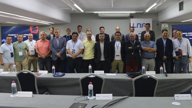 La Liga Nacional de Fútbol Sala inicia el proceso que conducirá a su disolución iusport.com/art/141759/la-…