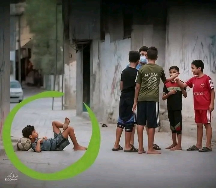 من يملك الأدوات .. لا تهمه القرارات ..