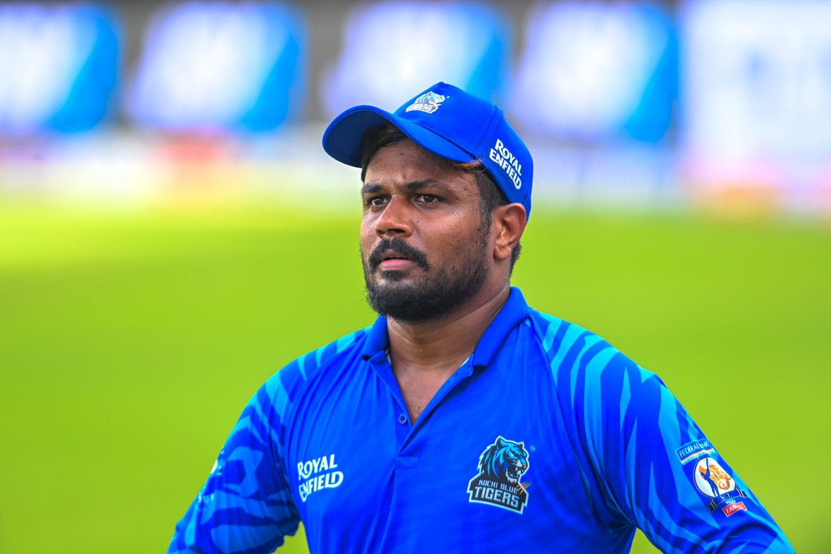 imArshit's tweet image. Sanju Samson has announced that he will be gifting his auction earnings to the players and coaches of the Kochi Blue Tigers as a gesture of appreciation after their KCL triumph. ❤️

Sanju continues to win hearts, both on and off the field.

#SanjuSamson #KCL #KochiBlueTigers…