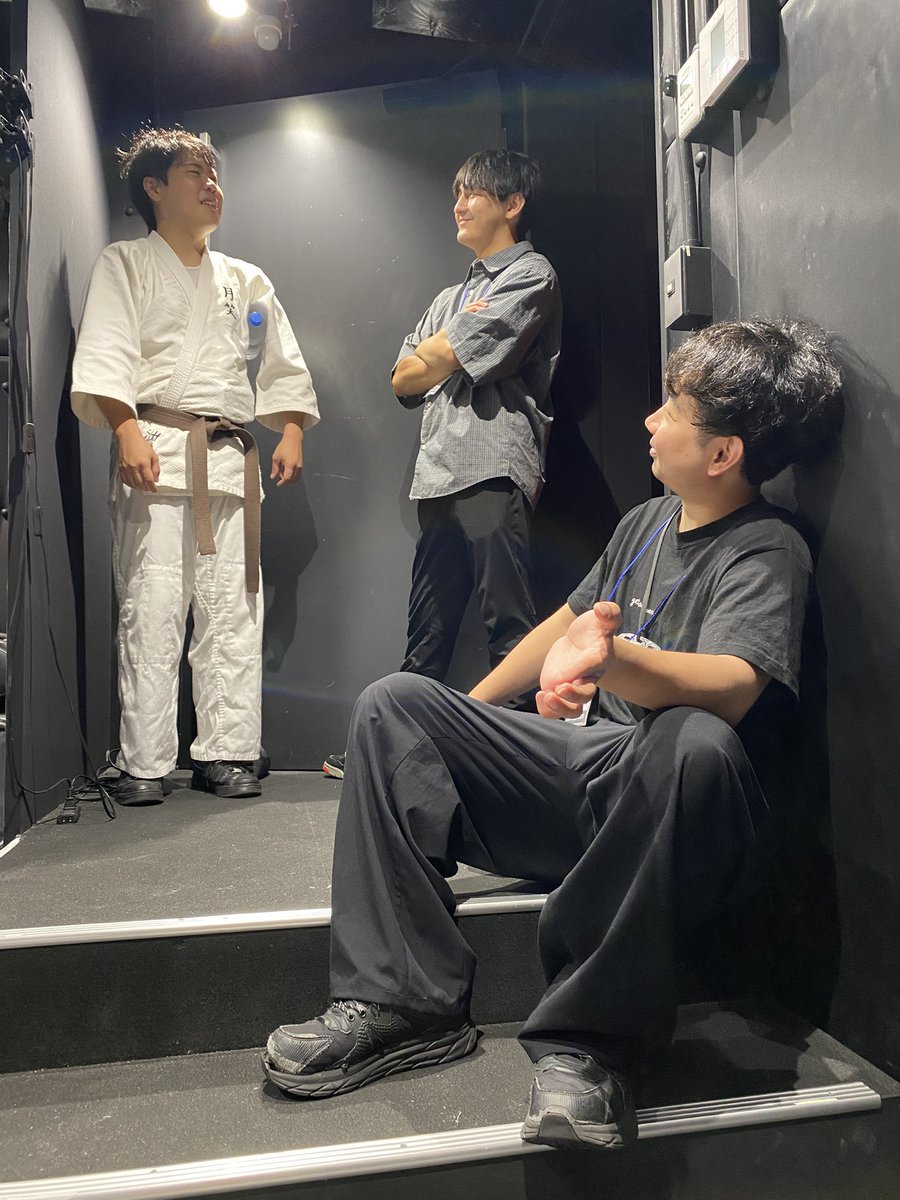 #月笑 お手伝い卒業🌸
ほぼ1年間、ずっとここにいて、
ずっと楽しかった！笑

先輩もマネージャーも、
アナウンスとがなりを沢山褒めてくれて
自信持てました！
ありがとうございました！

来月からは25期にバトンタッチです👋
出る側で戻ってくるぞ〜✌️
あと声の仕事も欲しい()

#太田23
#OEC23