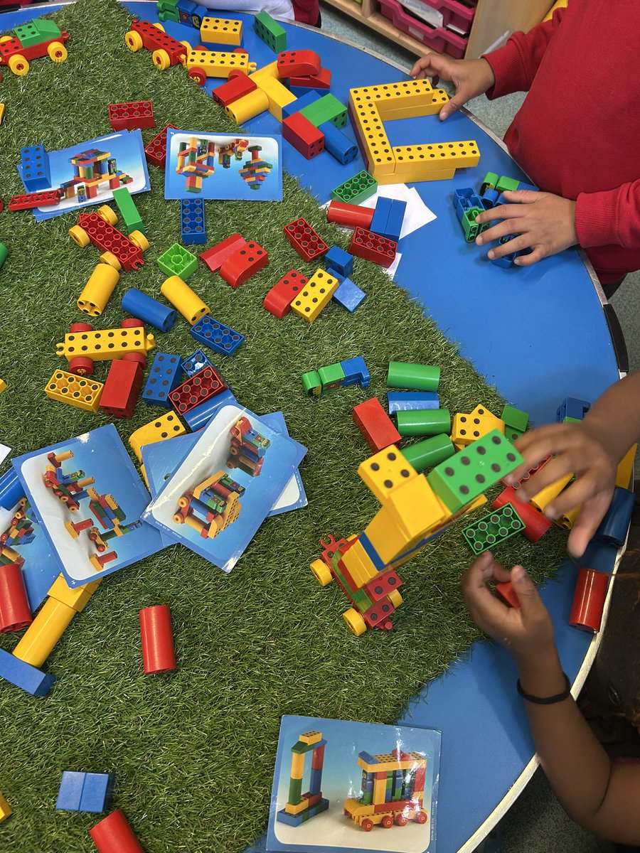 MissTesterHT's tweet photo. These little hands of ours can build, cut, squash, squeeze and  colour https://t.co/xANbWwmgwF