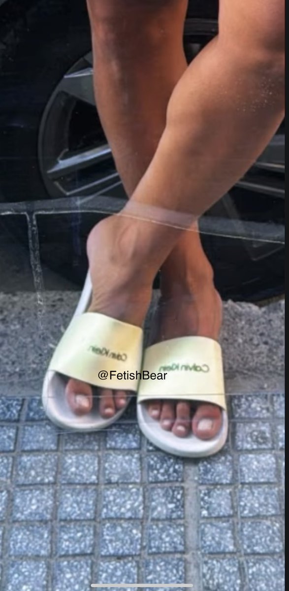 “Feet in the street” series 
By <a href="/FetishBear89/">FetishBear89 ( ✈️ Naples: 22-29 Oct 2025)</a> 😈