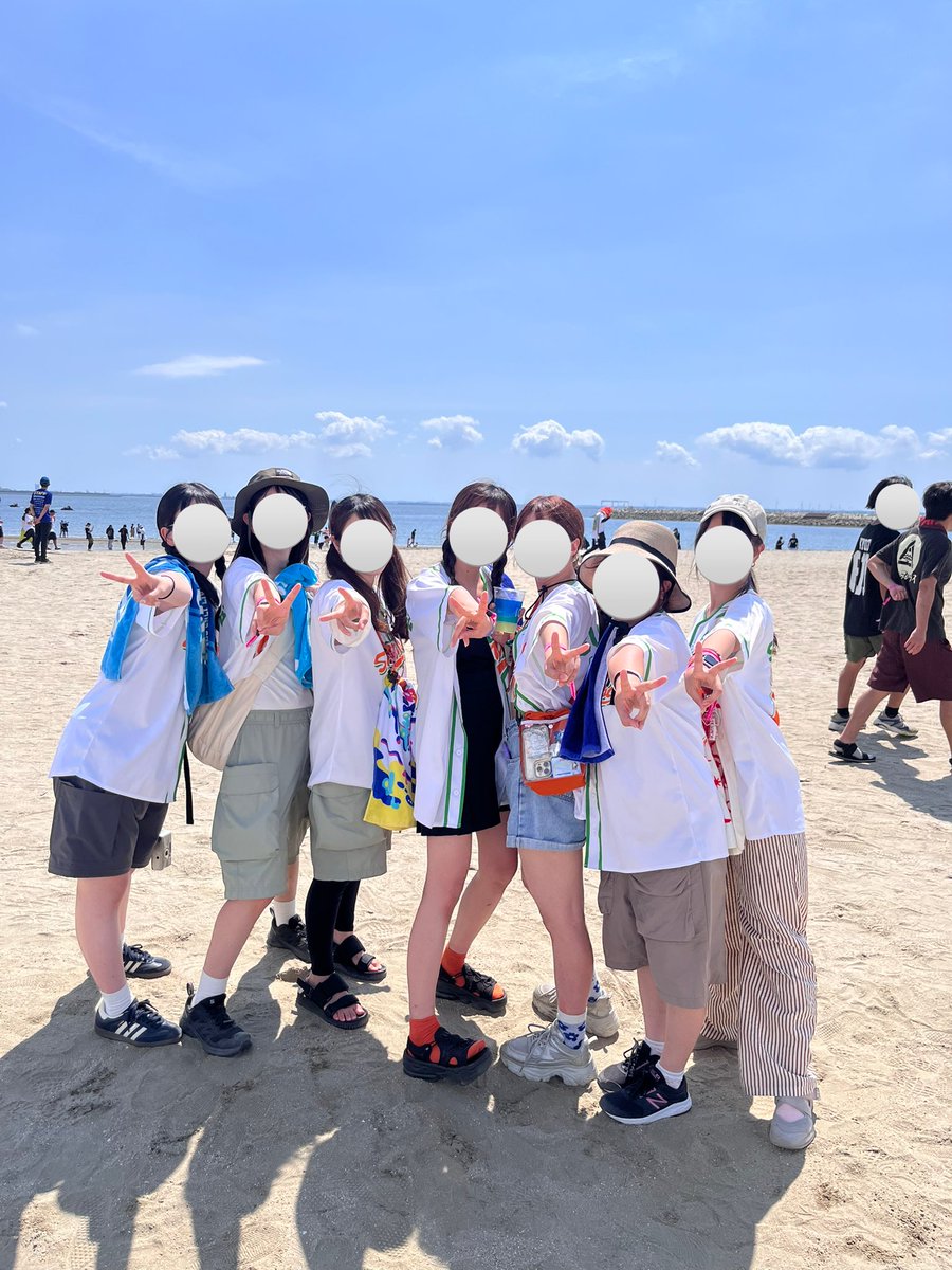 m120_sm's tweet photo. トレジャー暑すぎた、、、☀︎
sumikaがやばかったのはもちろん、久しぶりに見たドリアン、ハンブレ、みんなでみたハルカミライとビーバーも良かったすぎて幸せ

sumikaのフレークシール可愛いけど3枚くらい失敗した🦕 https://t.co/Jgk9Ay2WyH