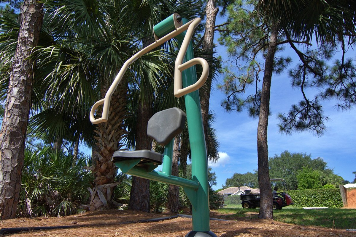 Stay Active! With playgrounds, trails, and sports facilities, parks like Patch Reef in #BocaRaton are the best free gyms around. Let's get moving!