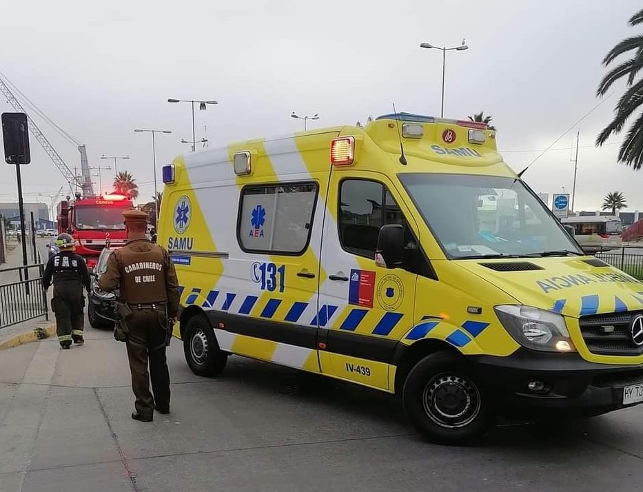 La comandancia en nombre de nuestro Cuerpo de Bomberos enviamos un fraterno y cariñoso saludo a todos los funcionarios de las diferentes bases #SAMU a nivel nacional, en especial a nuestros respetados amigos <a href="/Samucoquimbo/">Samu Coquimbo</a> al celebrar hoy 08 de septiembre su día.  Felicidades 🚑🚒