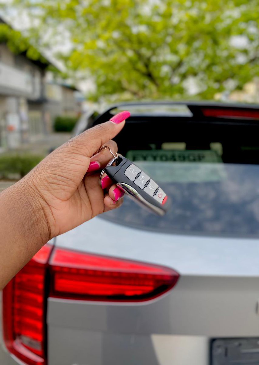 A new bombshell has entered the villa 🫠