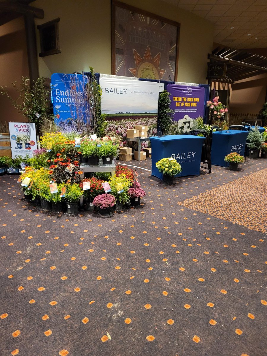 Valley_Expo's tweet photo. We’re concluding the final day of the Fall Booking Show at the Kalahari in Wisconsin Dells. Thank you to Prince Corp for partnering with Valley on this event! https://t.co/6RsUj6DUgP