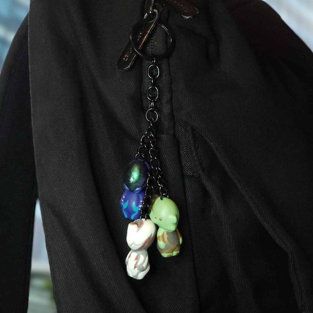 Hihi! We've partnered up with a new courier to give our USA customers even better shipping prices, and have even managed to cover the tariffs, at no extra cost to you.

If you're in the USA and had your eye on our Starter Keychain, now's the time to get it!