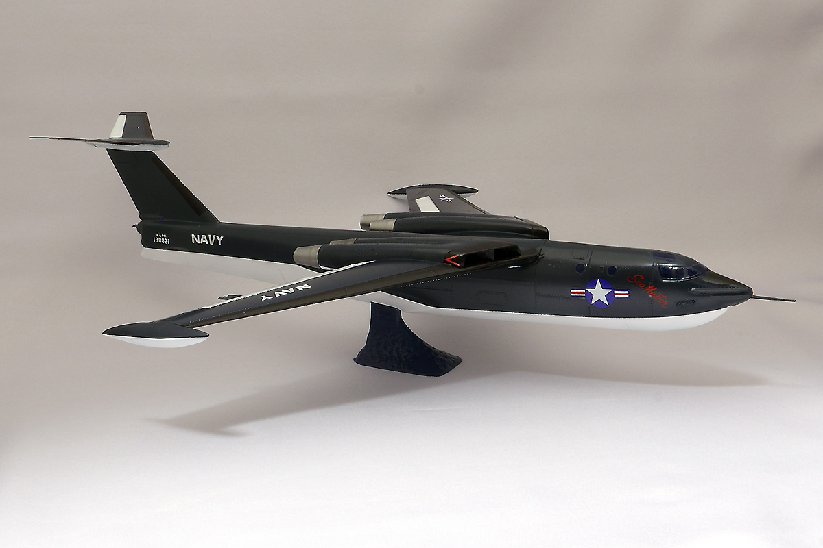 レベル1/136（？）P6Mシーマスター完成しました。
（パッケージには1/78と書いてあったぞ）
箱を開けると塗装指示すらないかなりアバウトな説明の小さな紙とかなりアバウトにカットされたランナーが入ってて「ウッ」と思ったのですが、組んでみると合いも良く非常に組みやすいキットでした。