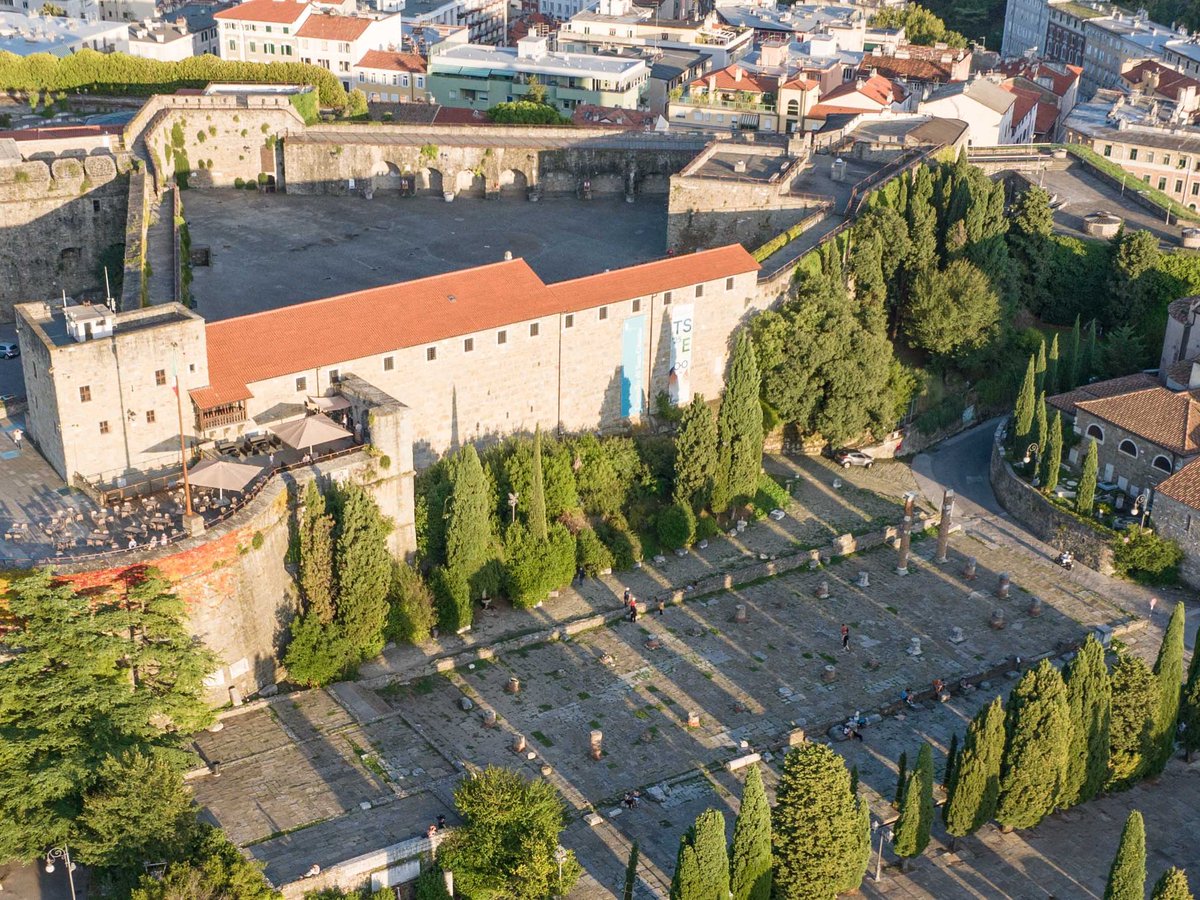 🎧 Al Castello di San Giusto arriva una nuova audioguida digitale, gratuita, in 3 lingue e con la voce italiana ufficiale del Louvre di Parigi.
Un progetto del Comune di Trieste con Regione FVG e UE per una cultura più accessibile e innovativa.
#Trieste
