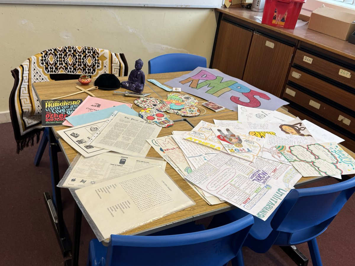 Some photos of resources and pupil work from our BGE open evening last week. Humanities staff all just out of shot. 😁 Looking forward to meeting more parents soon.