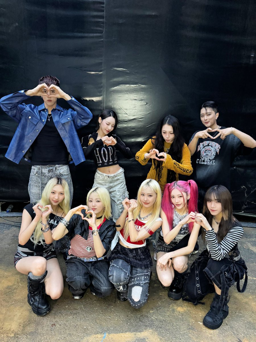 KARD (카드) tweet media