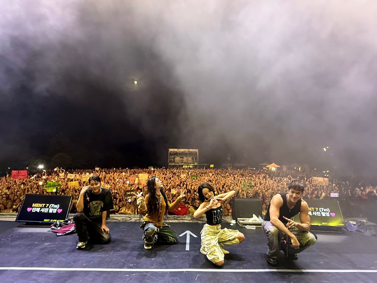 8k people attended KARD’s concert in Türkiye. That's truly crazy. The BM even said it looked like there were 30k people there during the concert. He's absolutely right 🔥