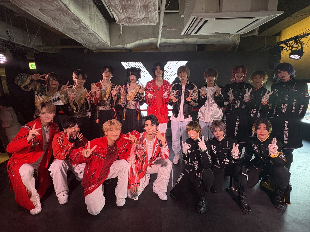 【開催御礼】

「OVER BEAT!!」にご来場頂きありがとうございました‼️

NO X OVER（<a href="/NOXOVER_/">【公式】NO X OVER</a> ）様
幻影ロゼソムラ（<a href="/genroze_rogent/">幻影ロゼソムラ【公式】</a> ）様
RUSH300（<a href="/rush300ex/">RUSH300【公式】</a> ）様
少年秘密倶楽部（<a href="/syonen_sc/">少年秘密倶楽部【公式】</a> ）様

#渋谷レコード
#シブレコ