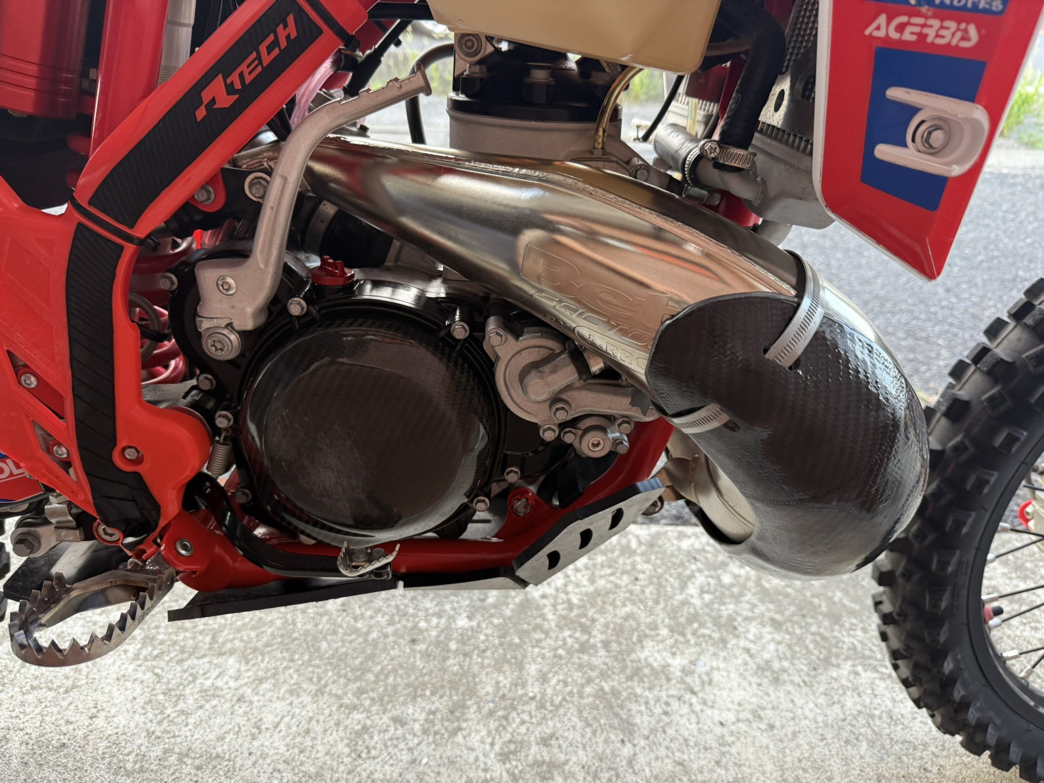 ポンズ新! New Balance ニューバランス マルチボーダーソックス: 通常