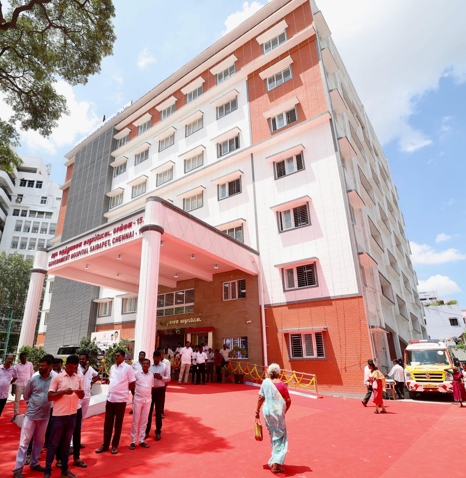 சைதாப்பேட்டை அரசு மருத்துவமனை கட்டடத்தை  துணை முதலமைச்சர் உதயநிதி திறந்தார்.