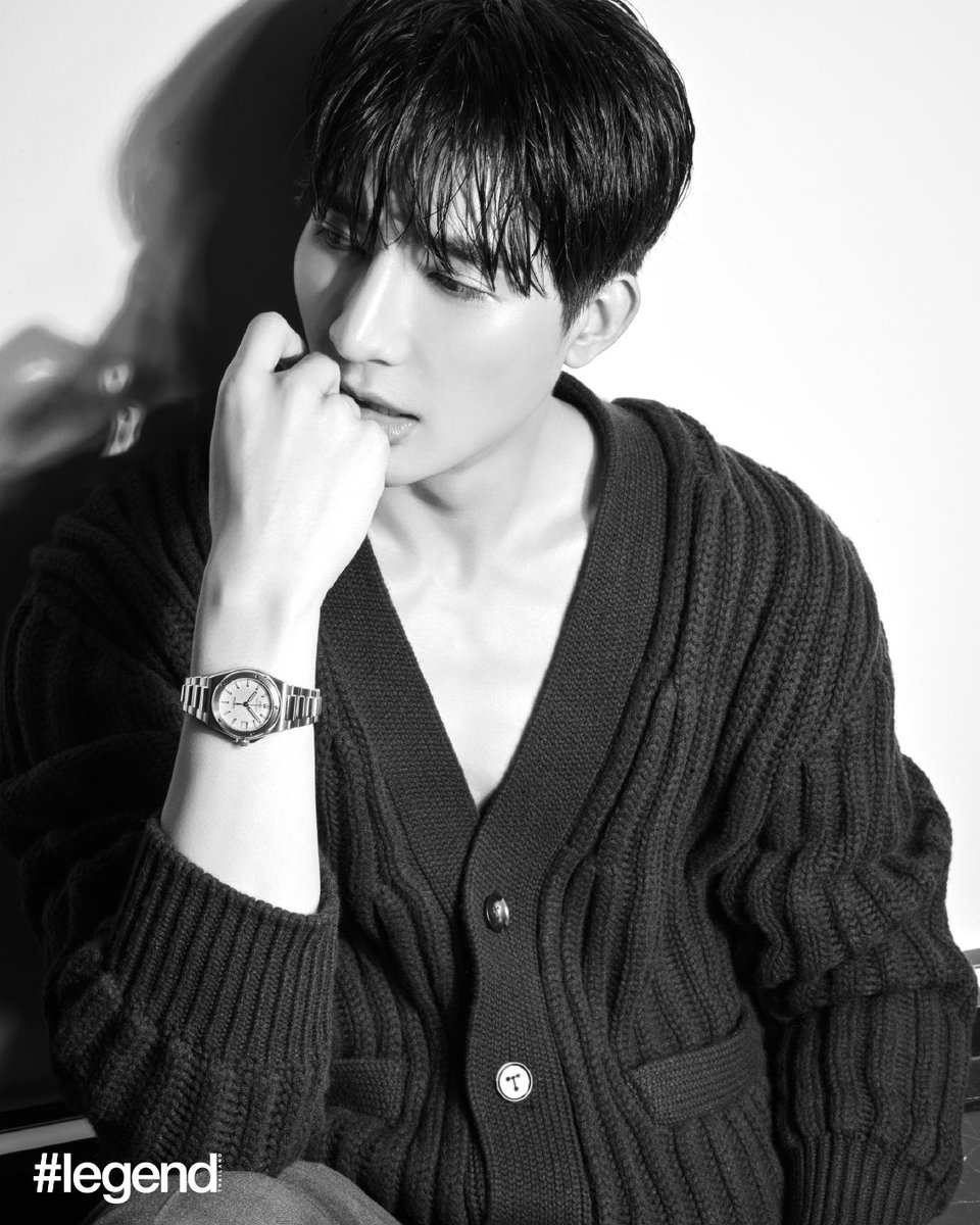 #legendfame เอิร์ท-พิรพัฒน์ วัฒนเศรษสิริ ต้อนรับความหนาวของฤดูกาลด้วย IWC Schaffhausen Ingenieur Automatic 35 REF. IW324901 
#IWC
#IWCWatches
#legend
 #legend_th
#Septemberlssue
#September2025
#EarthPirapat
#TheEarthPirapat
#EarthMix
#RitzCarltonBangkok