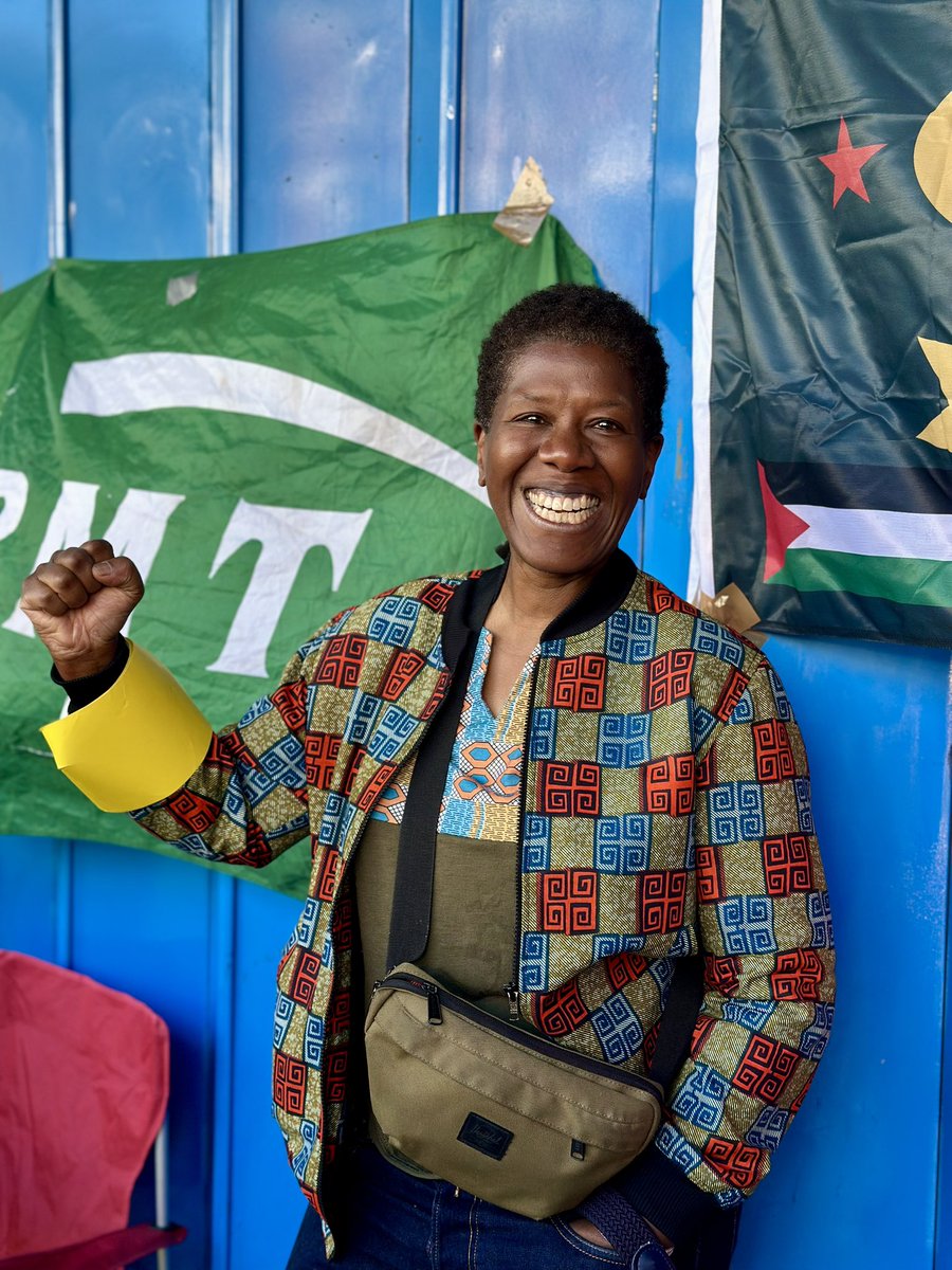 Shelly M tweet media