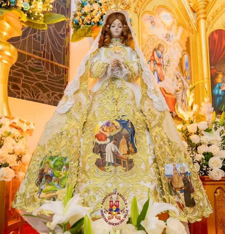 hectorgomz74's tweet photo. Que viva mi virgen del valle...mi isla de fiesta https://t.co/ckN2DqprMu