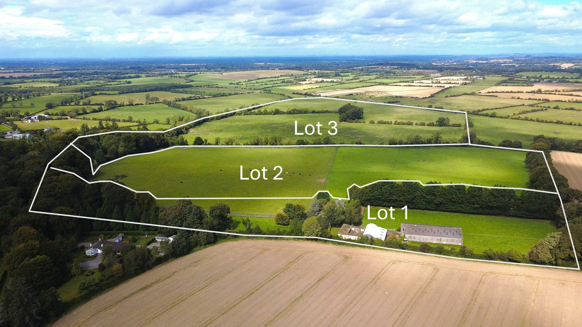 Townshends2's tweet photo. A charming period style house with stunning views, stable yard and top quality pastureland all within easy reach of Dublin City &amp; Airport https://t.co/oDVUdKfj34 https://t.co/gNL8JEpIS0