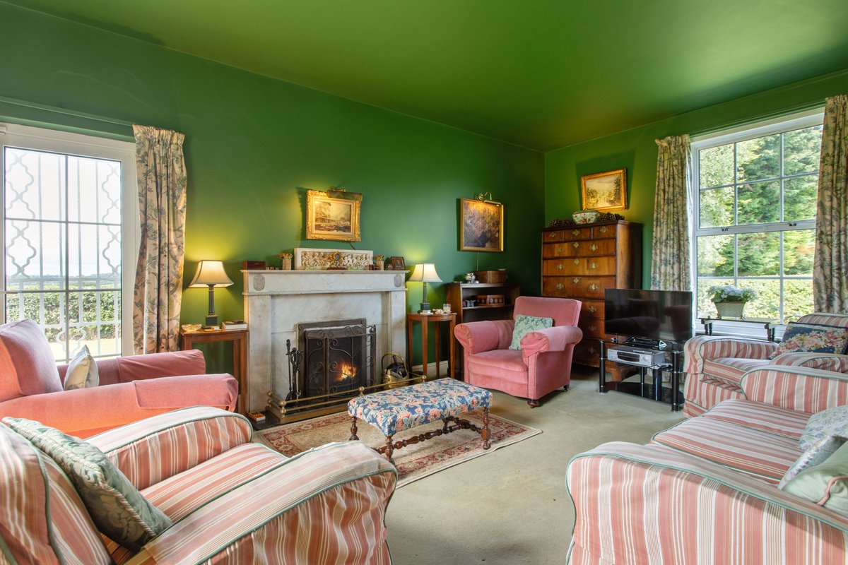 A charming period style house with stunning views, stable yard and top quality pastureland all within easy reach of Dublin City &amp; Airport townshends.ie/residential-li…