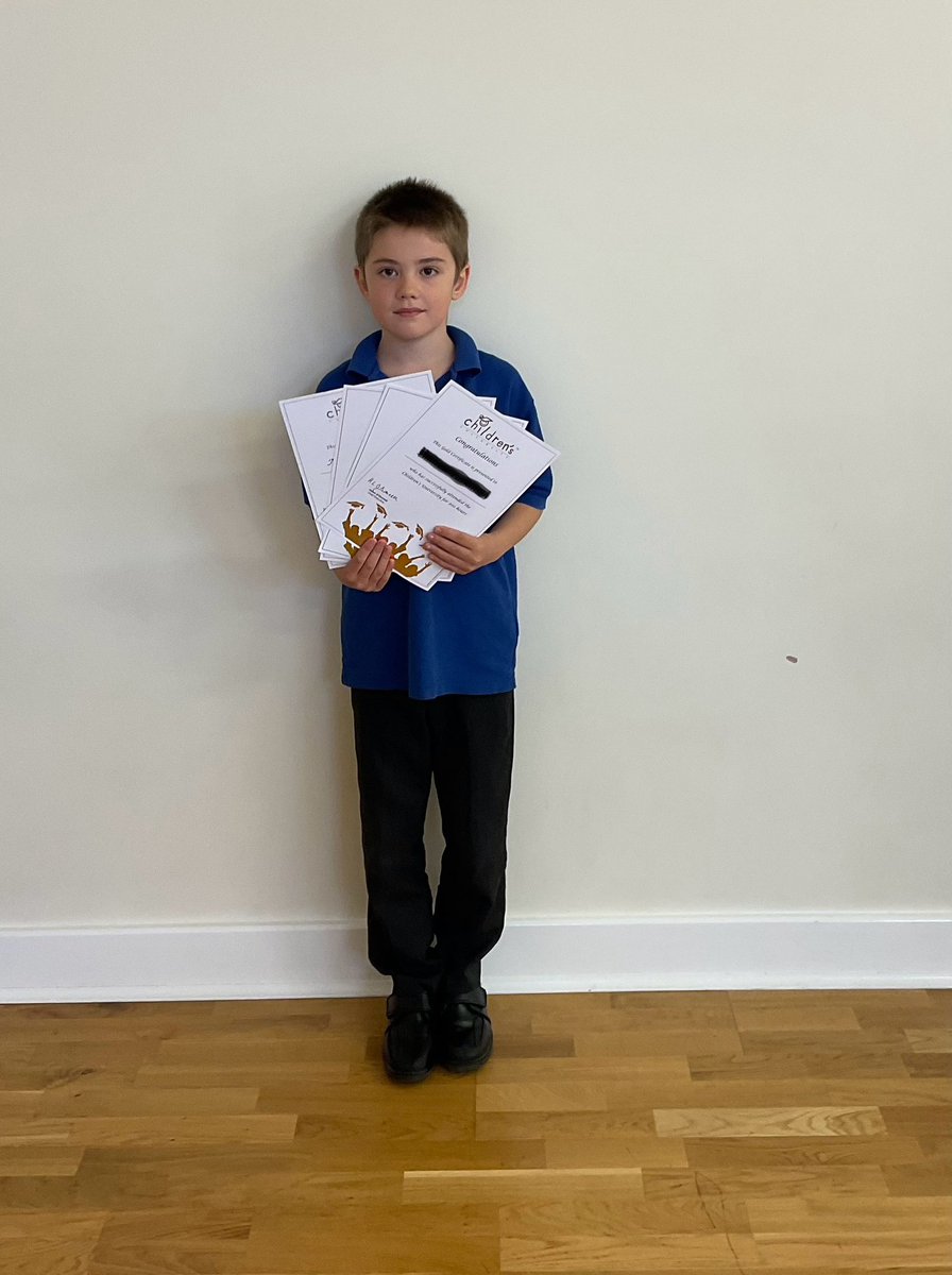 HolmeValleySch's tweet image. Children’s University 

Huge well done to this young man who has been busy with his time over the summer break and completed many of the children university activities. Clocking in an incredible time and collected many certificates!

#ChildrensUniversity #WellDone #Proud