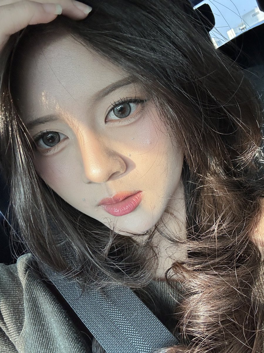 Angelina Christy tweet media