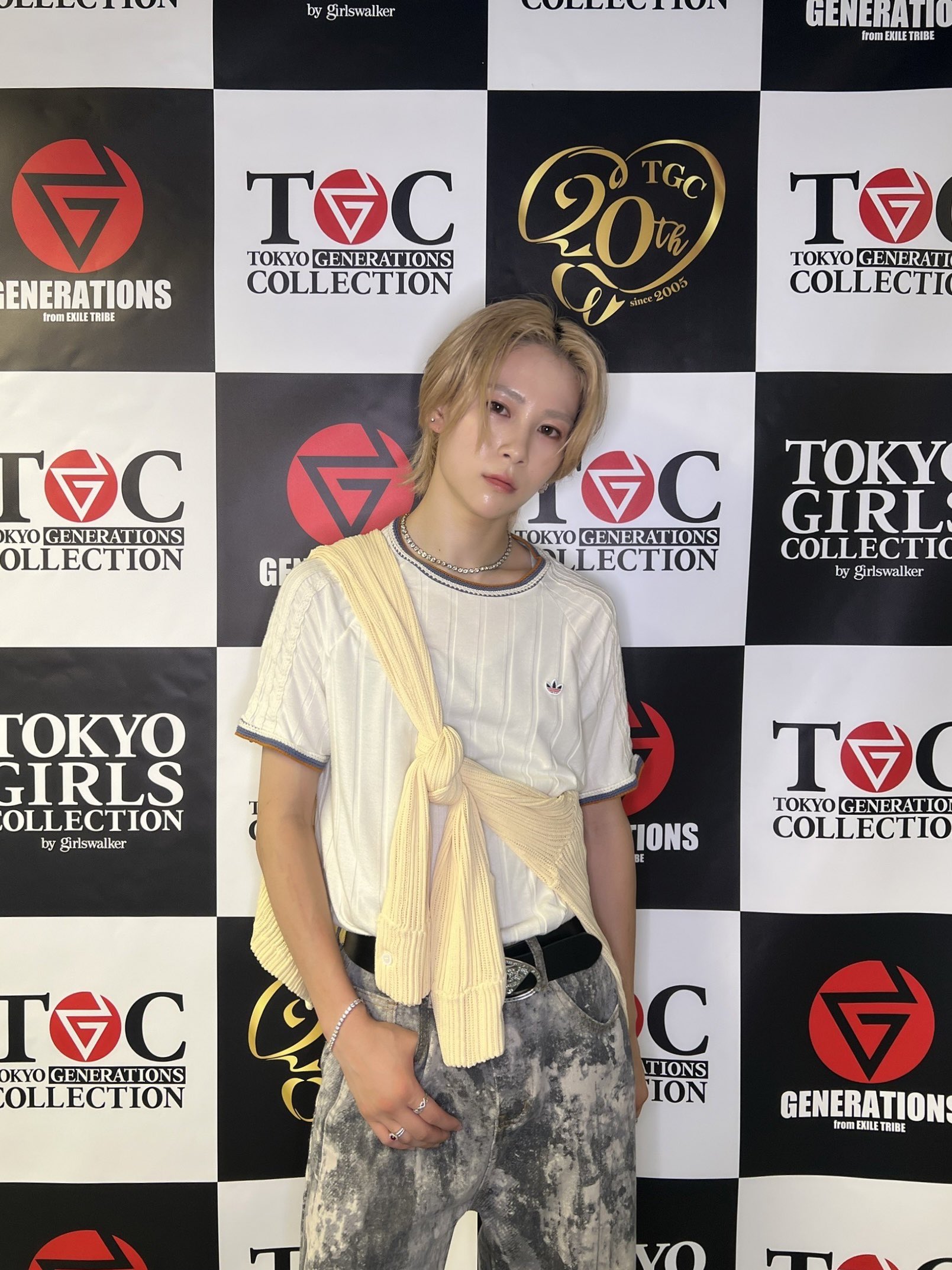 HIROTO サイン入りパネル WOLFHOWLHARMONY HIROTO サイン入りパネル