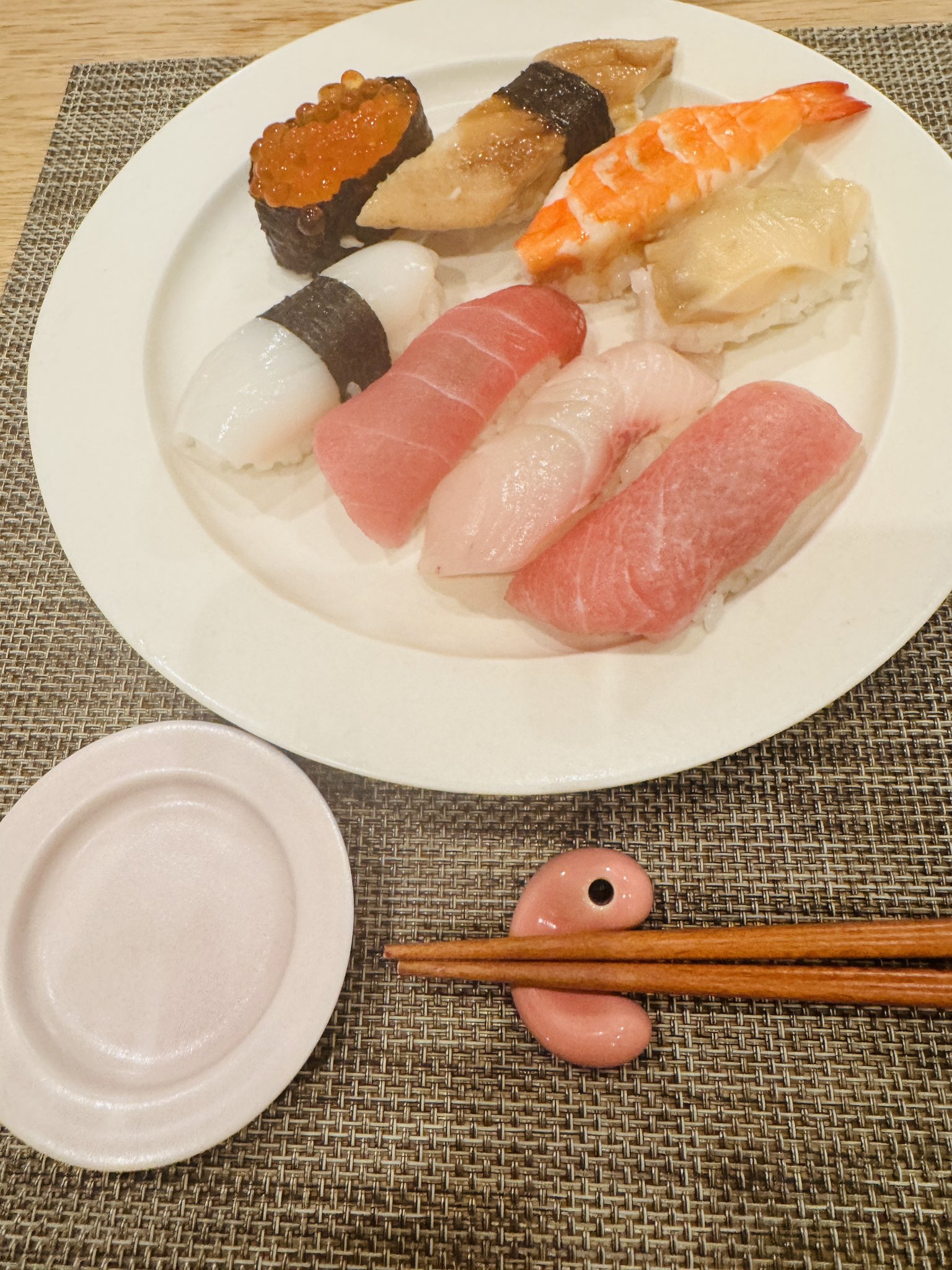 寿司盛り合わせ 9慣+エビフライおまけ✨ 握り寿司盛り合わせ4人前 | 予約商品一覧 | 八尾市の惣菜なら