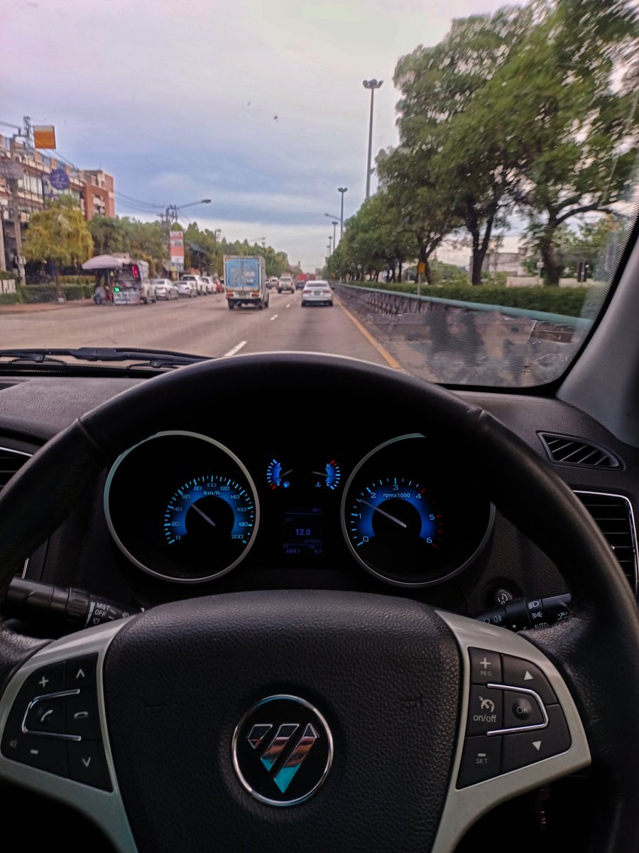 มืดมาอีกล่ะ🌧️🌧️🙄#ลาดกระบัง #อ่อนนุช