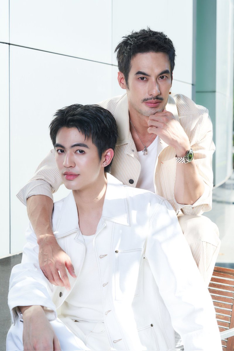 TimeIsUppoompat's tweet photo. มันจบแล้วคับสาววาย เคมีม๋าแก่ม๋าเด็กที่เราตามหา กับซีรีส์เกมการเมืองเนื้อหาหนักๆ ขมติดคอรอเราอยู่

 📍 MonoMax | 12 Sep 2025 10.00am.

#คมเดือน #MANDATE
#เกมการเมืองเรื่องของหัวใจ
#Monomax #MonoOriginal #Asastudio
#บอยปกรณ์ #เบนบัญญพนต์ #BenBunyapol https://t.co/6lsi3hNJEv