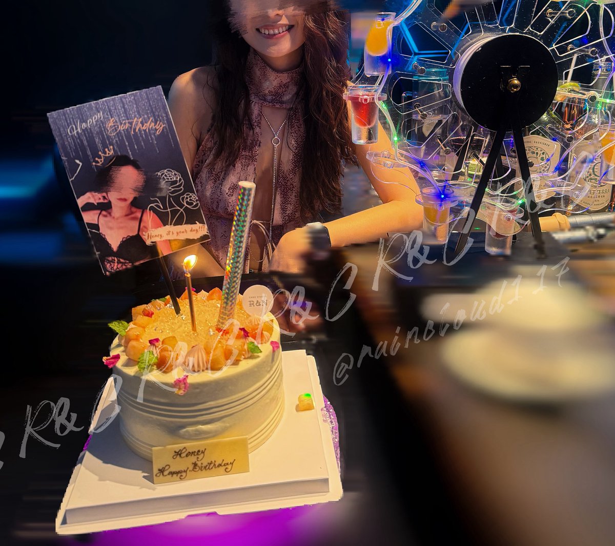 💞R & C💞 (@raincloud117) on Twitter photo #多謝我咁多位朋友仔嚟我個BdayParty
#多謝<a href="/ms_wc36/">Wilson & Macy🇭🇰</a> 咁靚、有心思又好味嘅蛋糕
#多謝同我玩到癲喪特登飛返嚟嘅男朋友🤣<a href="/hkbebebe/">B先生 & E小姐</a>
#更多謝特登過嚟嘅見我嘅<a href="/Coupleforfunhk/">Coupleforfun</a>
#我愛你哋啊💕💕
由7點玩到早上6點,太多節目,十幾個鐘都見得唔喉🤣不過唔緊要啦,我已經諗定下一次嘅節目
#玩到癲喪大解放 #多謝我咁多位朋友仔嚟我個BdayParty
#多謝<a href="/ms_wc36/">Wilson & Macy🇭🇰</a> 咁靚、有心思又好味嘅蛋糕
#多謝同我玩到癲喪特登飛返嚟嘅男朋友🤣<a href="/hkbebebe/">B先生 & E小姐</a>
#更多謝特登過嚟嘅見我嘅<a href="/Coupleforfunhk/">Coupleforfun</a>
#我愛你哋啊💕💕
由7點玩到早上6點,太多節目,十幾個鐘都見得唔喉🤣不過唔緊要啦,我已經諗定下一次嘅節目
#玩到癲喪大解放