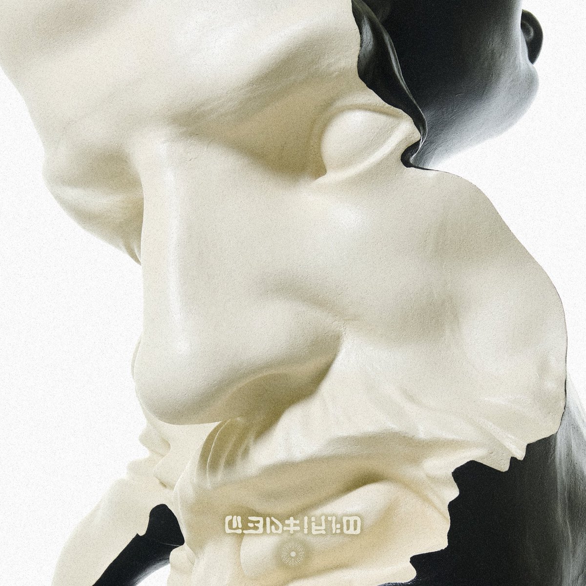 GUCKKASTEN(국카스텐) [AURUM]

국카스텐 정규3집 [AURUM] Theme. 3 Sculpture Photo

Theme. 3 “Argos, Abyss, Obsession"
09 CUP
10 PRETA
11 OCELLI
12 MEPHISTO

본 작품은 국카스텐 정규 3집 앨범 [AURUM]의 곡들이 담고 있는 메시지를 조형적으로 구현한 결과물로, 조각가 지용호와의 협업을