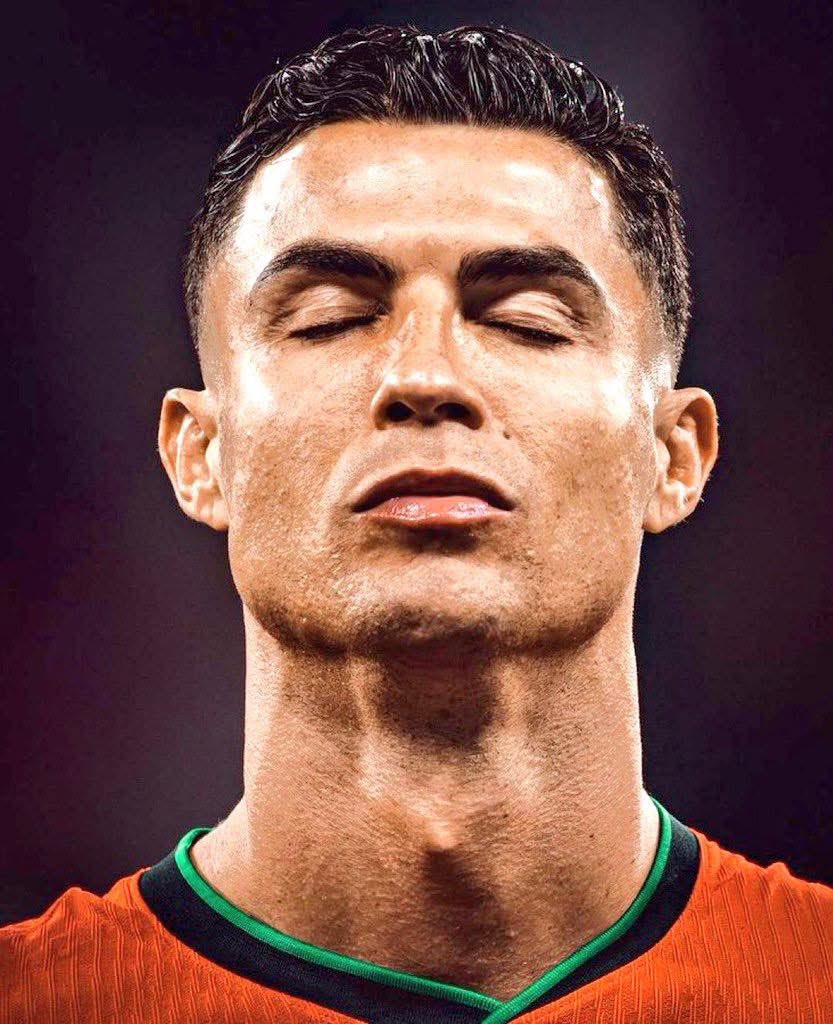 Cristiano in World Cup qualifiers :
◉ 48 Matches 
◉ 38 Goals
◉ 14 Assist

Messi in World Cup qualifiers :
◉ 72 Matches 
◉ 36 Goals
◉ 14 Assist