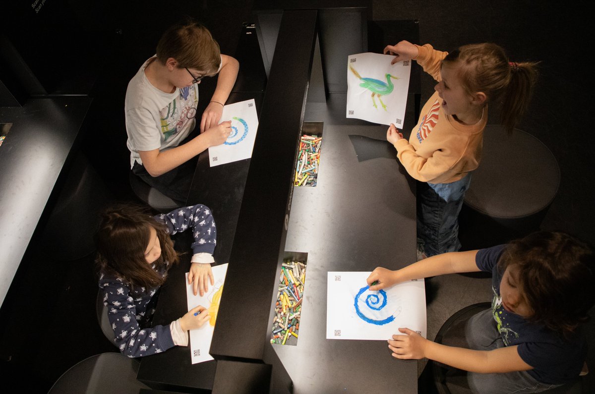 Modulo_Pi's tweet image. {#SHOWCASE} Atelier des Lumières unveils L’Atelier des Enfants🎨: an #interactive space where young visitors bring their drawings to life inside Henri Rousseau’s lush jungles, with #ModuloKinetic at the heart of the interactive journey →  bit.ly/MPi-AdE
.
#AVtweeps