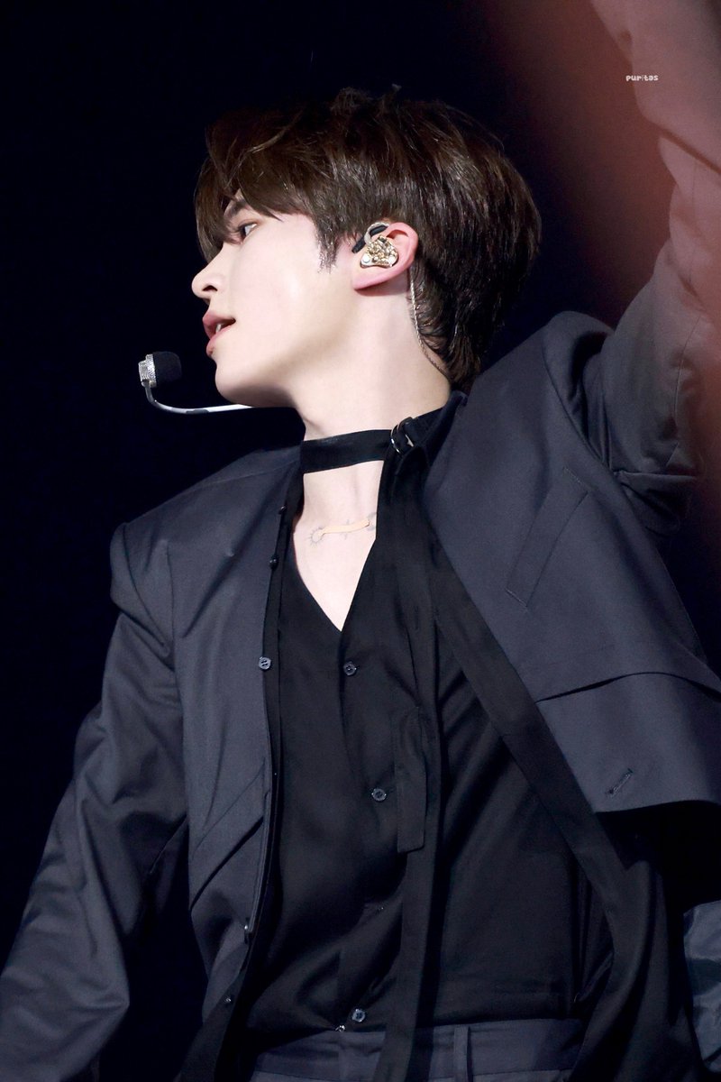 250511 🪽💕

#성한빈 #SUNGHANBIN #ソンハンビン #ZB1   #ZEROBASEONE