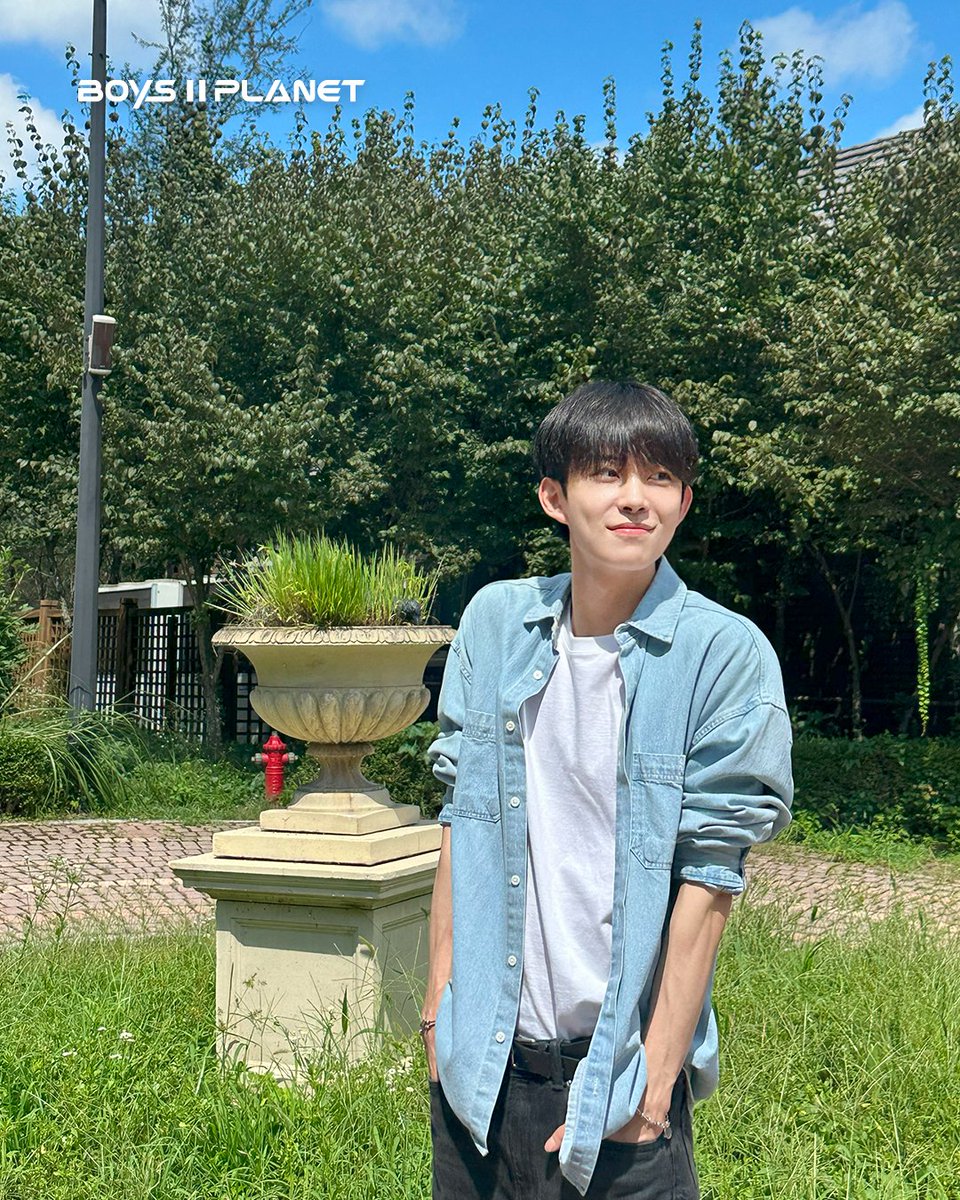 geonwooinspo's tweet photo. Let's debut my P01K and P01C!🤍✨

#KIMGEONWOO #ZHANGJIAHAO #BOYS2PLANET https://t.co/nfxMxAAigX
