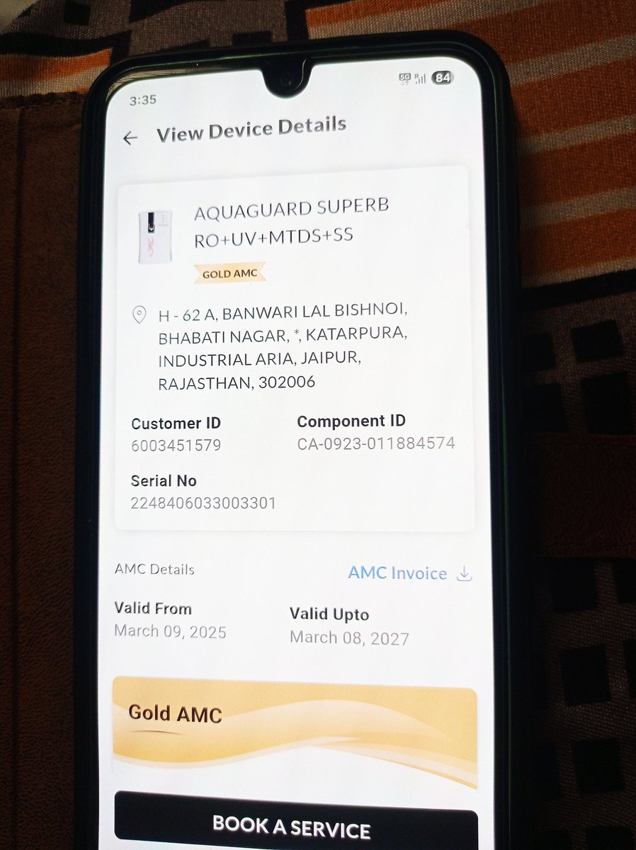 Eureka Forbes Aquaguard offers poor service. Despite my father being on the AMC Gold plan for filter changes they are still requesting extra money. During a recent service visit the technician asked for additional money,despite  reminders, there has been no response.<a href="/EurekaForbes/">Eureka Forbes</a>