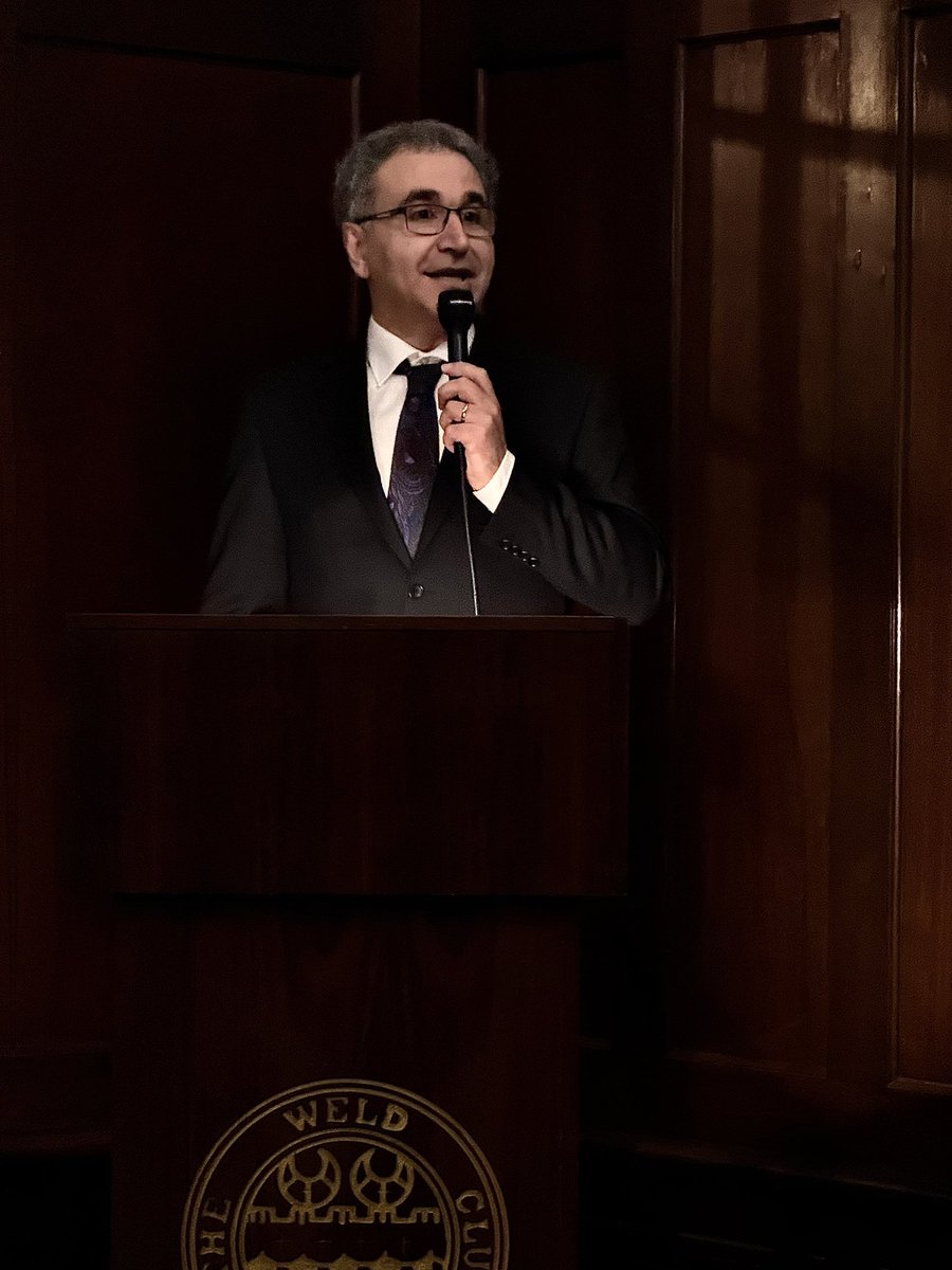 Italy in Perth tweet media